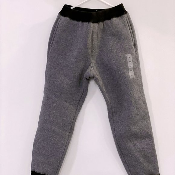 Uniqlo Boys Pile Lined Sweat Pants (NWT) - Picture 1 of 3